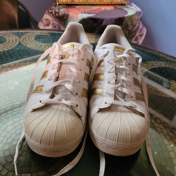 Adidas Superstar Women's shoes size 7, USED - Picture 1 of 11